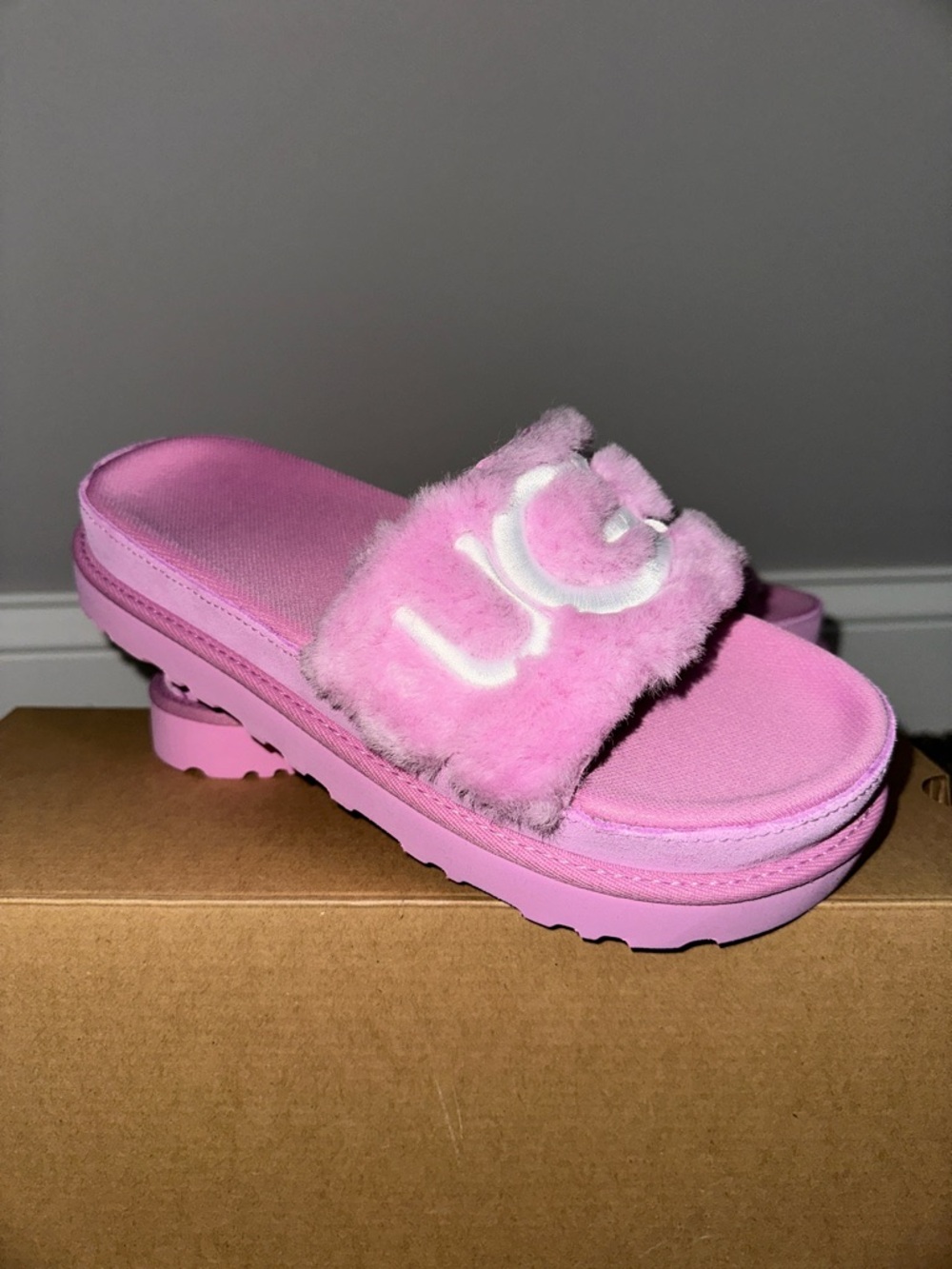 UGG Latton Pink Fur Platform Slide Sandals 7.5